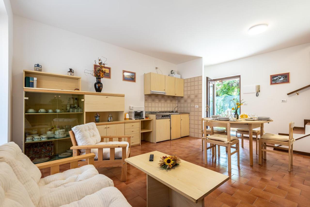 Terraced House On The Lakeside Of Gravedona - Larihome A04 Zewnętrze zdjęcie